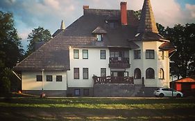 Rabbit Hotel
